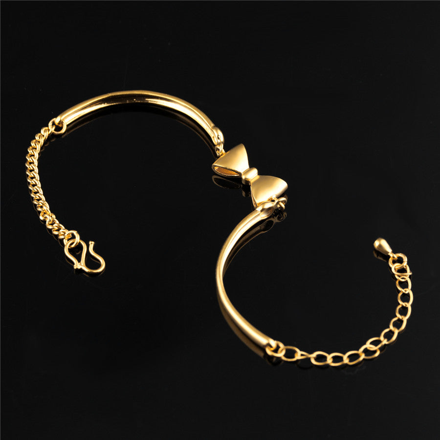Bowknot Pattern Gold Color Bracelet for Women