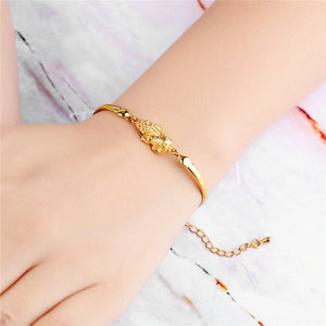 Retro Brave Troops Elegant Ethnic Bracelet for Women